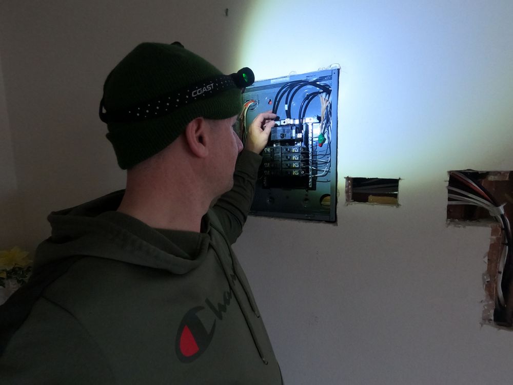 Slide of Cronos Renovations