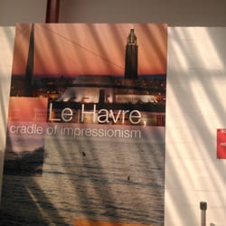 Port - Le Havre. Innen im Port