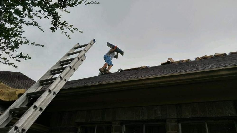 Slide of Mast Roofing & Construction