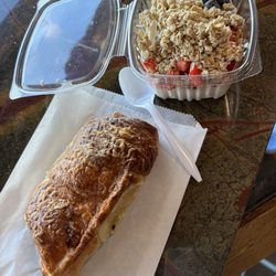 Bigfoots Beach House - Savory croissant and yogurt parfait