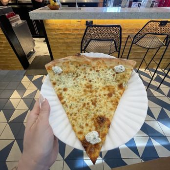 3 Corner's Pizza - White pizza slice - Pizza Near Me - Tampa, Florida 3 Corner's Pizza - White pizza slice - Pizza Near Me - Tampa, Florida