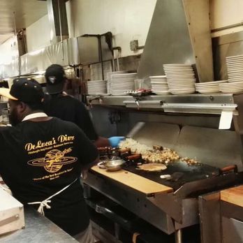 DeLuca's Diner - Kitchen a lot of actions! - Breakfast & Brunch Near Me - Pittsburgh, Pennsylvania DeLuca's Diner - Kitchen a lot of actions! - Breakfast & Brunch Near Me - Pittsburgh, Pennsylvania