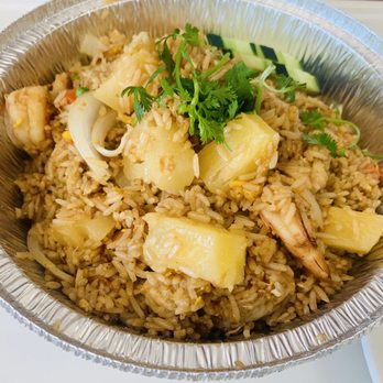 Palm Thai Perris - Pineapple fried rice - Thai Near Me - Perris, California Palm Thai Perris - Pineapple fried rice - Thai Near Me - Perris, California