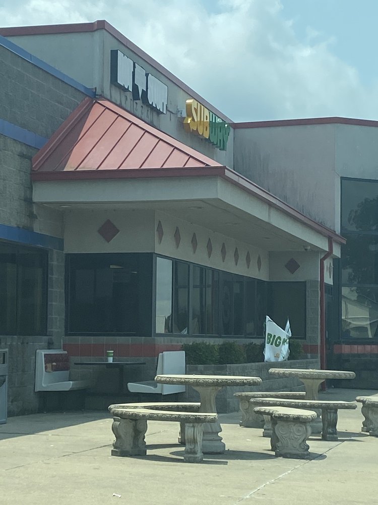 JUMPIN’JACKS FOOD MART Updated August 2024 Lewisport, Kentucky