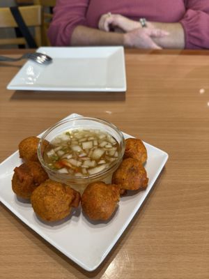 Pinoy Gourmet by null