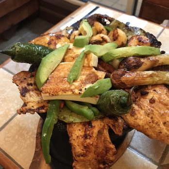 Los Generales Mexican Restaurant - Molcajete - Mexican Near Me - Orlando, Florida