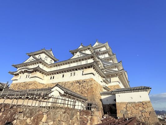 Himeji Castle by null