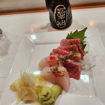 SU 20 - Kamatchi and O'Toro sashimi - Sushi Bars Near Me - Blue Bell, Pennsylvania SU 20 - Kamatchi and O'Toro sashimi - Sushi Bars Near Me - Blue Bell, Pennsylvania