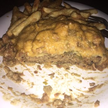 Horseshoe Bar & Grill - Interior of shoe burger. - Sports Bars Near Me - Casper, Wyoming