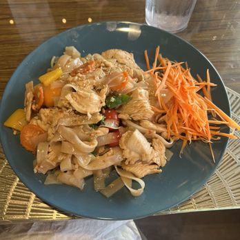 Bangkok House - Drunken Noodles - Thai Near Me - Myrtle Beach, South Carolina Bangkok House - Drunken Noodles - Thai Near Me - Myrtle Beach, South Carolina