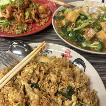 Red Chili Restaurant - 32. Spicy Basil Fried Rice - Thai Near Me - San Jose, California
