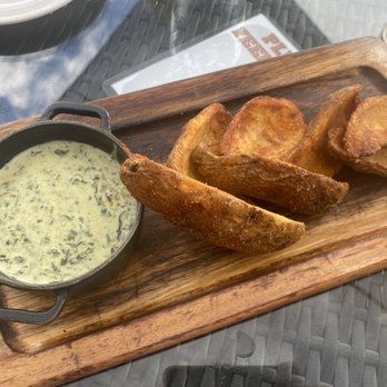 WALDHAUS - Spinach Dip, June 2022 - Pubs Near Me - Banff, Alberta WALDHAUS - Spinach Dip, June 2022 - Pubs Near Me - Banff, Alberta