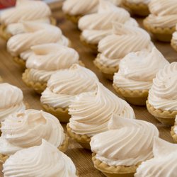 Harry's Gourmet Deli And Bakery
