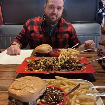 A Little BBQ Joint - Chili cheese fries, pulled pork sandwich, steak fries, beans - Barbeque Near Me - Independence, Missouri A Little BBQ Joint - Chili cheese fries, pulled pork sandwich, steak fries, beans - Barbeque Near Me - Independence, Missouri
