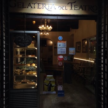 Gelateria del Teatro - Exterior - Ice Cream & Frozen Yogurt Near Me - Rome, RM Gelateria del Teatro - Exterior - Ice Cream & Frozen Yogurt Near Me - Rome, RM