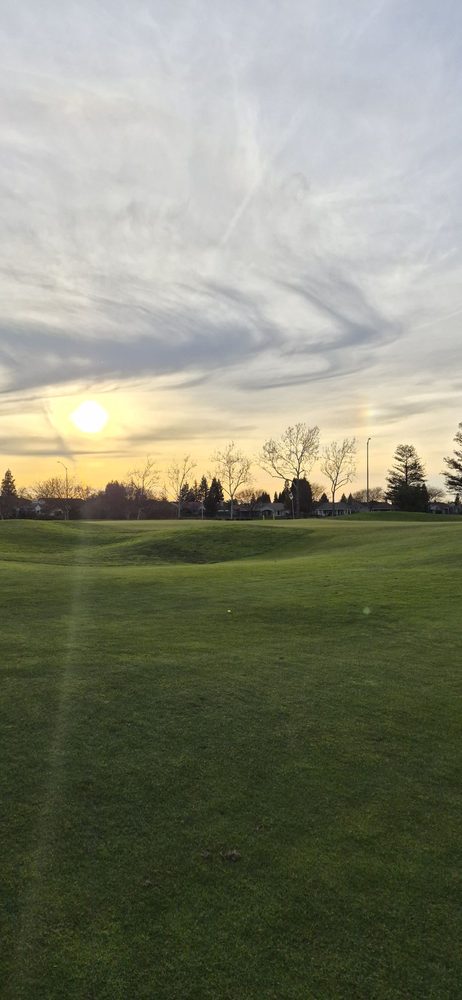 Sierra Pines Golf Course  Logo