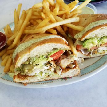 Ajos y Cebollas - Pesto Chicken sandwich - Mexican Near Me - South El Monte, California Ajos y Cebollas - Pesto Chicken sandwich - Mexican Near Me - South El Monte, California