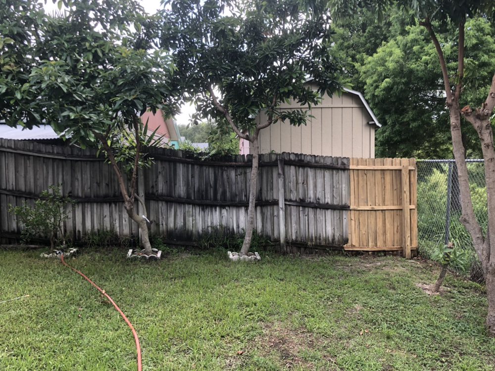 Slide of BAY TO BAY EXTERIOR CLEANERS