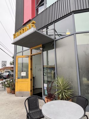 Tartine West Adams by null