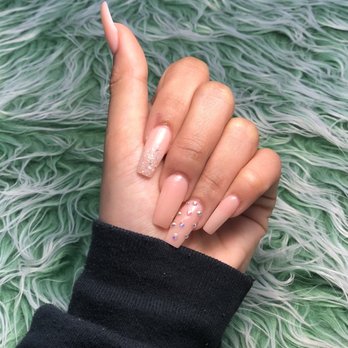 Super Nails - My Acrylic Full Set with ombre diamond powder and diamond gem add-ons - Nail Salons Near Me - Fontana, California