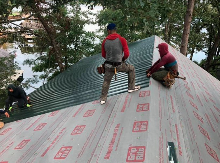 Slide of S&B Fencing