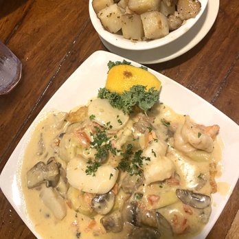 Lazy Days Restaurant - Seafood Near Me - Islamorada, Florida Lazy Days Restaurant - Seafood Near Me - Islamorada, Florida