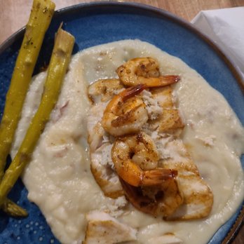 Snooky's Oceanfront - Mahi Oscar - Seafood Near Me - North Myrtle Beach, South Carolina Snooky's Oceanfront - Mahi Oscar - Seafood Near Me - North Myrtle Beach, South Carolina