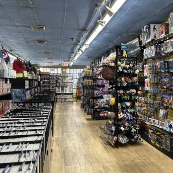 Midtown Comics - Comic Books Near Me - New York, New York