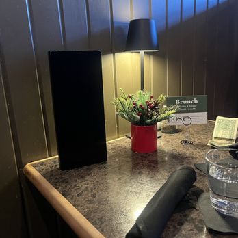 Post - American Eatery - Booth - American Near Me - Hudson, Wisconsin