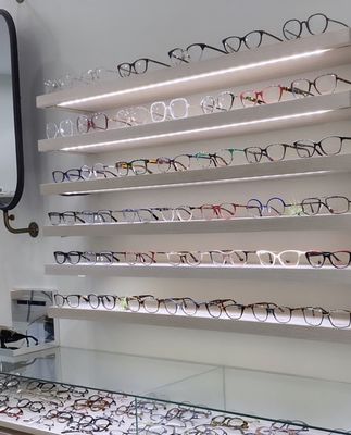 Bridges Eyecare by null