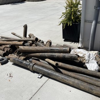 Flow Right - 60 year old cast iron pipes - Plumbing Near Me Flow Right - 60 year old cast iron pipes - Plumbing Near Me