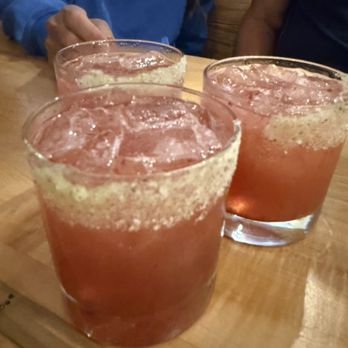 Fellow Traveler - Cranberry jalapeño margarita - Cocktail Bars Near Me - Englewood, Colorado