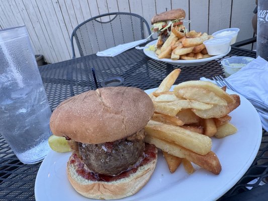 Gordo's Pub & Grill by null