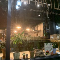 Amaryllis - Small but excellent place