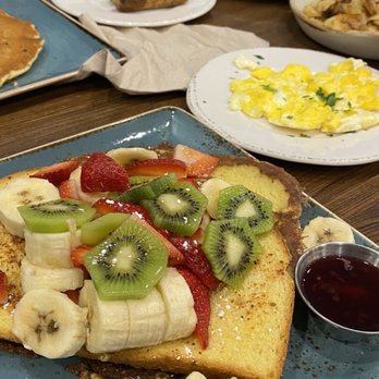 First Watch - French Toast, Scrambled eggs. Fresh fruit - Cafes Near Me - Phoenix, Arizona