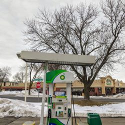 Eagan BP - Gas pump
