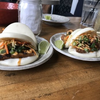 Baby Jane - Buns - Cocktail Bars Near Me - Miami, Florida