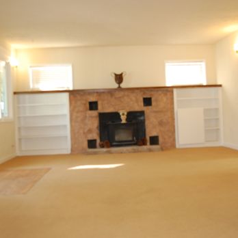 Country Properties & Estates - Lots of natural light with cozy fireplace to keep you warm - Real Estate Services Near Me - Aromas, California Country Properties & Estates - Lots of natural light with cozy fireplace to keep you warm - Real Estate Services Near Me - Aromas, California