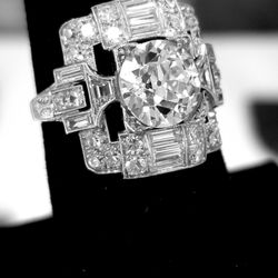 Gold & Diamond Jewelers - Custom Diamond Ring set in White Gold