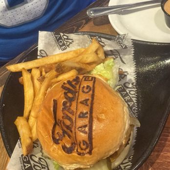 Ford's Garage Novi - Woodward burger - Burgers Near Me - Novi, Michigan Ford's Garage Novi - Woodward burger - Burgers Near Me - Novi, Michigan