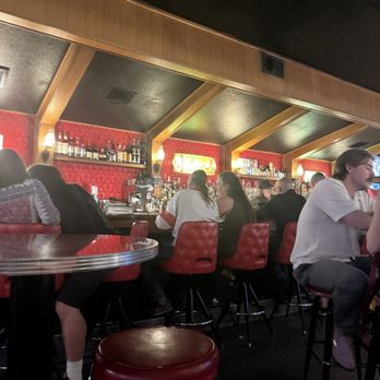 GRUMPY’S BAR - Updated March 2026 - 57 Photos & 81 Reviews - 2200 4th ...