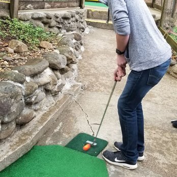 Hillbilly Golf - Mini Golf Near Me - Gatlinburg, Tennessee