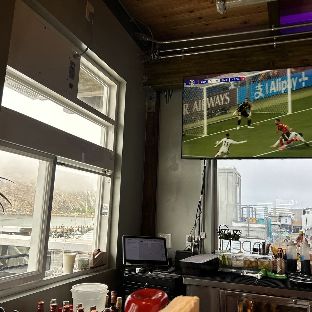 Morro Grill - Bar seating with view of Bay and Morro Rock - American Near Me - Morro Bay, California Morro Grill - Bar seating with view of Bay and Morro Rock - American Near Me - Morro Bay, California