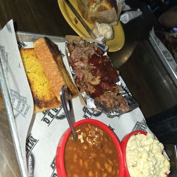 Mike's BBQ - Tri tip plate and corn bread - Barbeque Near Me - Escondido, California