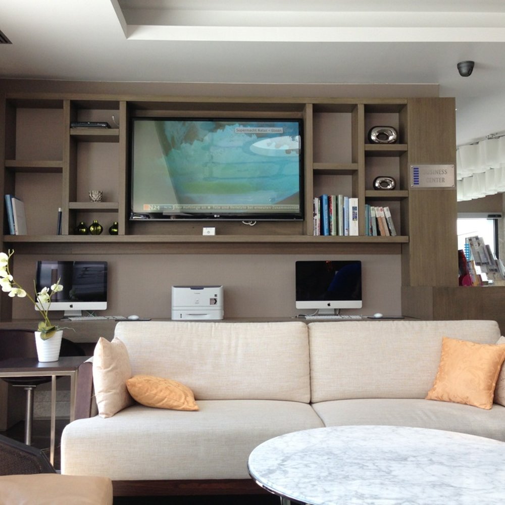 TITANIC Comfort Mitte - Lobby! - Hotels Near Me - Berlin, BE