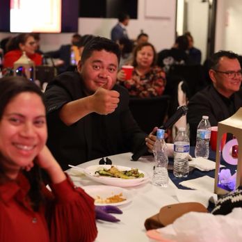 Aliento De Vida cda - En familia celebrando nuestro Noveno Aniversario - Churches Near Me - Santa Clarita, California Aliento De Vida cda - En familia celebrando nuestro Noveno Aniversario - Churches Near Me - Santa Clarita, California