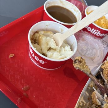 Jollibee - Fast Food Near Me - Daly City, California