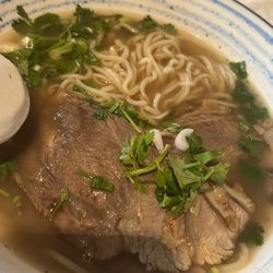 Lần Zhou Noodle Soup