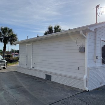 Gutter Downspout Installation - Gutter Services Near Me - Shalimar, Florida
