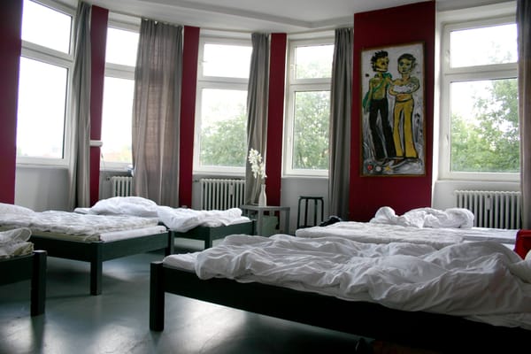 Instant Sleep Backpacker Hostel by null